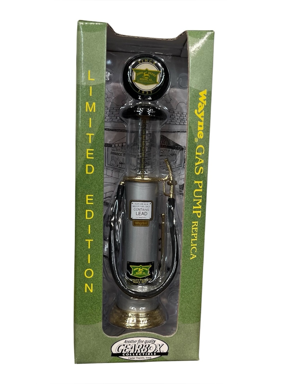 Vintage John Deere Wayne Gas Pump Replica Limited Edition Gearbox Collectible